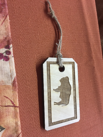 Wyoming present tag / ornament